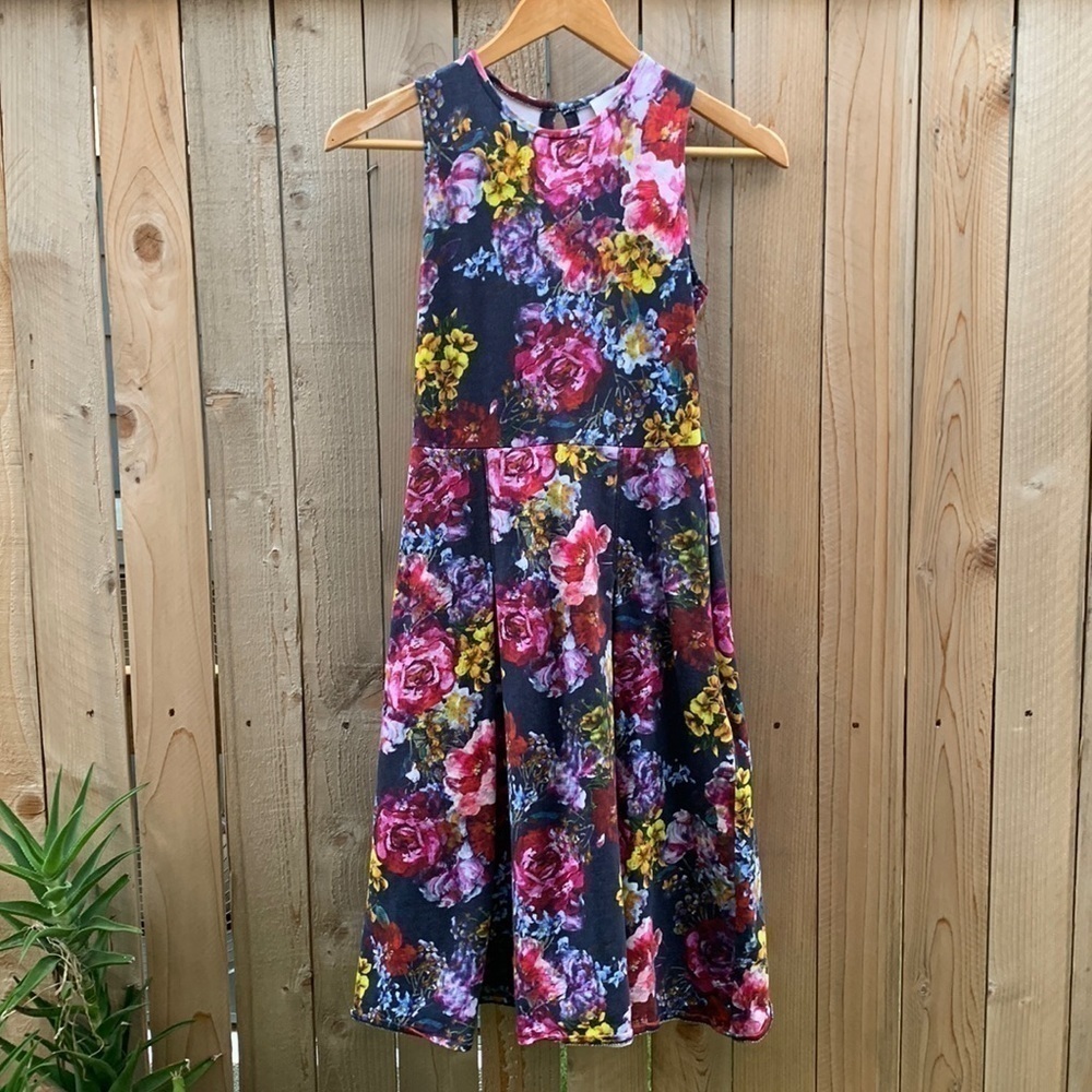Meg shop floral stretch dress size XS